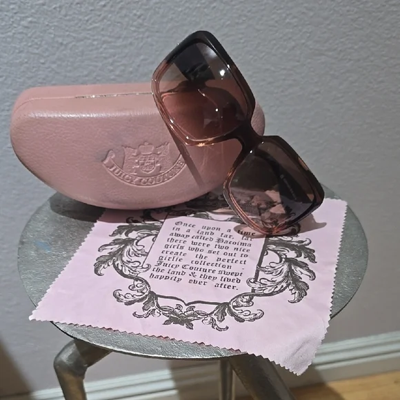 Juicy Couture | Accessories | Juicy Couture Pink Sunglasses  display picture 2